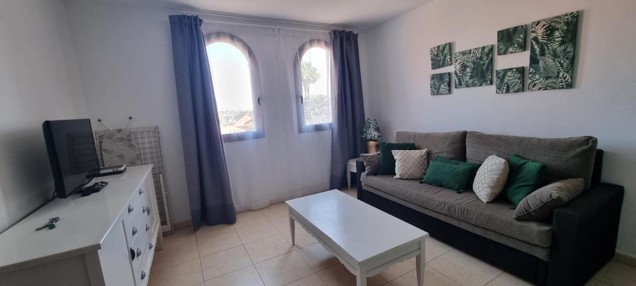 Oasis Royal 3 Piscinas Apartment Corralejo Exterior photo